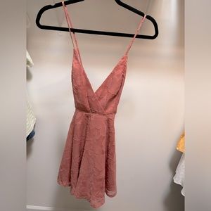 Lulu’s M Pink/Mauve Floral patterned Short Dress size M